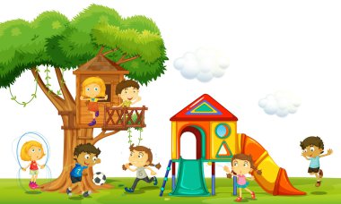 Treehouse parkta oynayan çocuklar