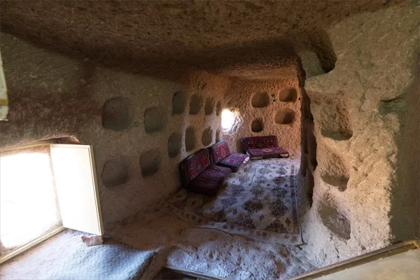 Interior da caverna que mora na Capadócia. Turquia — Fotografia de Stock