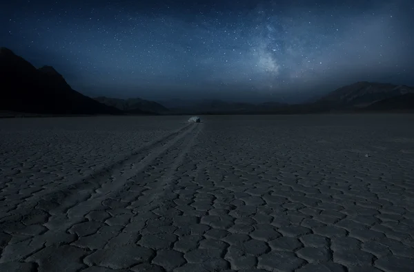 Night at Racetrack Playa. — Stockfoto