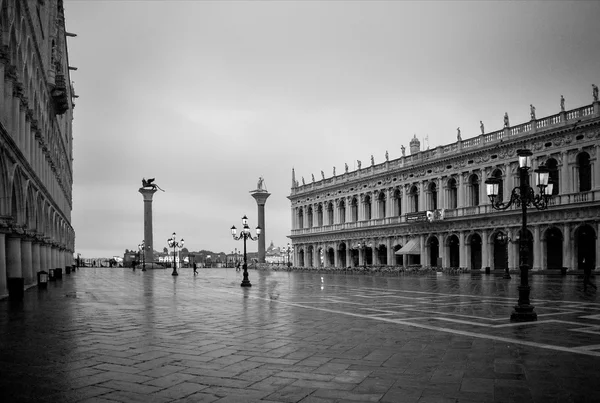 La place Saint-Marc. Venise. Italie . — Photo