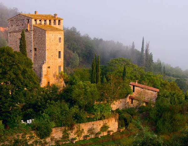 Tower in ancient Stigliano Castle, — Stock fotografie