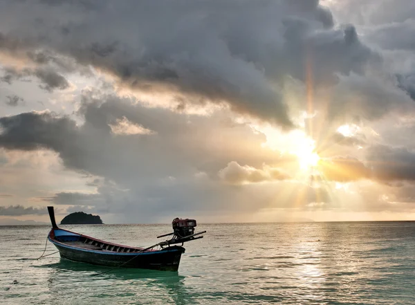 Barco de cola larga tailandés —  Fotos de Stock