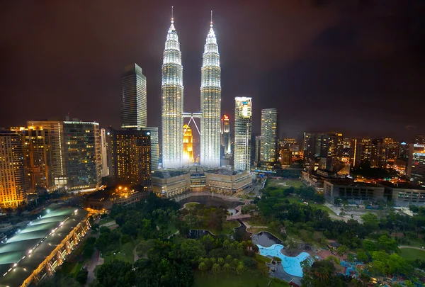 Weergave van de petronas twin towers — Stockfoto