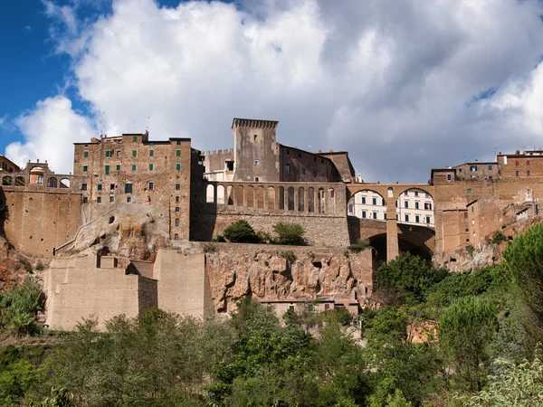 Medieval Pitigliano town — ストック写真