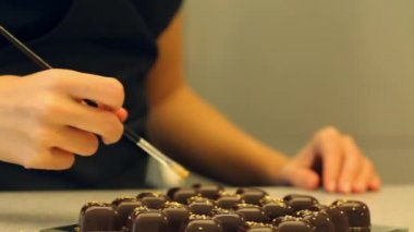 Satılık altın preapering ile çikolata şekerleme