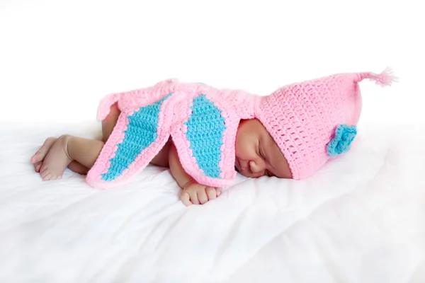 Black newborn baby girl sleeping. — Stock Photo, Image