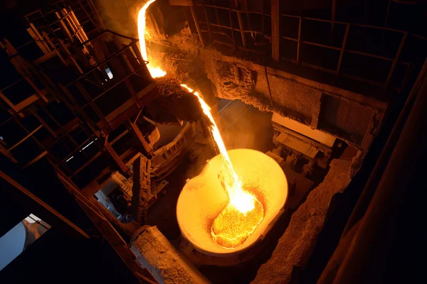 Impianto siderurgico per la produzione di ferro — Foto Stock