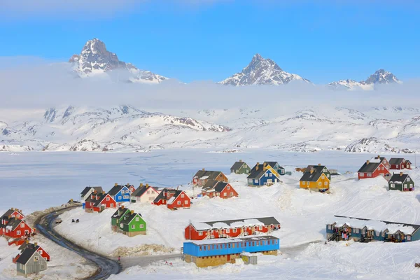 Invierno en Tasiilaq, Groenlandia —  Fotos de Stock