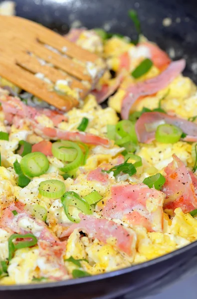 Omelete de ovos com presunto — Fotografia de Stock