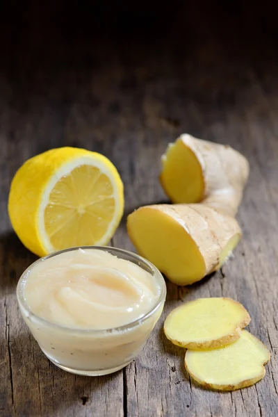 Honey, lemon and ginger — Stock Photo, Image