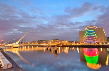 Samuel Beckett Köprüsü Dublin 'de.