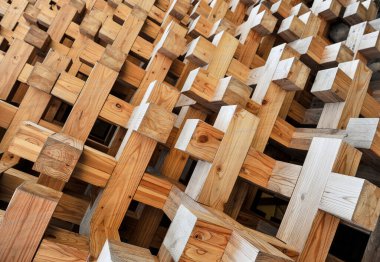 Çevre dostu binalar için modern birbirine kenetlenmiş ahşap ön cephe yapısı - ahşap ithalat ve ihracat için ahşap sanayi mobilya üretimi kavramı - 3d etkisi