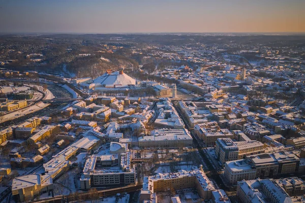 Paisagem aérea da cidade velha de Vilnius, capital da Lituânia — Fotografia de Stock