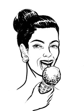 Dondurma yiyen güzel bir kadın. Mürekkep siyah beyaz çizim