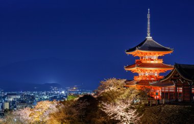 Kiyomizu dera Tapınağı, ışık Bahar, Kyoto, Japonya
