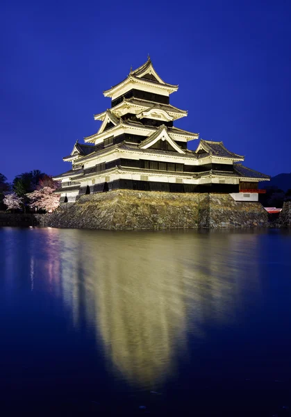 Matsumoto burg im frühling, nagano, japan — Stockfoto