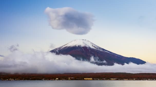 Timelapse Cloud Rolling Mountain Fuji Yamanaka Lake Ιαπωνία — Αρχείο Βίντεο