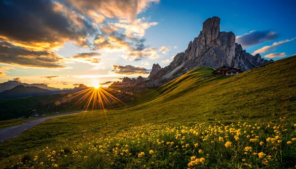 Giau Pas Bij Zonsondergang Belluno Dolomieten Italië — Stockfoto