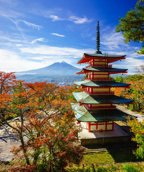 Mt. Fuji ile Chureito Pagoda, Fujiyoshida, Japonya — Stok fotoğraf