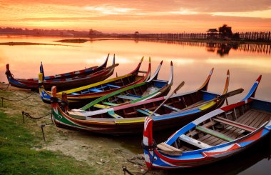 ubein Bridge sunrise, mandalay, myanmar, ahşap tekne