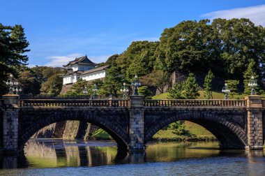 İmparatorluk Sarayı ile Nijubashi Köprüsü, Tokyo, Japonya