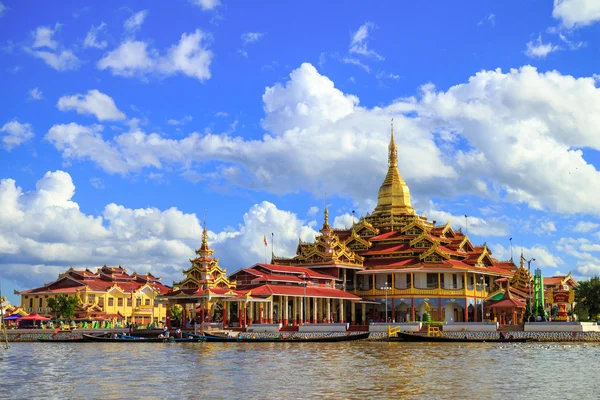 Phaung daw oo Pagode, inle see, shan staat, myanmar — Stockfoto