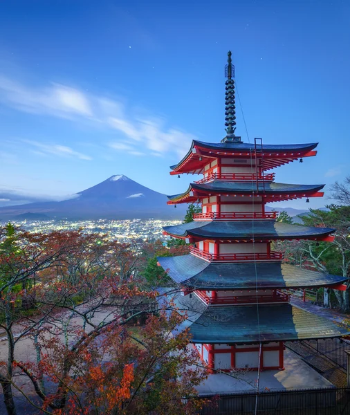 Mt. Fuji ile Chureito Pagoda, Fujiyoshida, Japonya — Stok fotoğraf