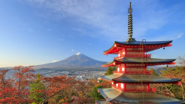 4K Timelapse of Mt. Fuji with Chureito Pagoda at sunrise in autumn, Fujiyoshida, Japan — Stock Video