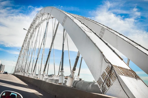 Ponte sobre o rio, Astana, Cazaquistão — Fotografia de Stock