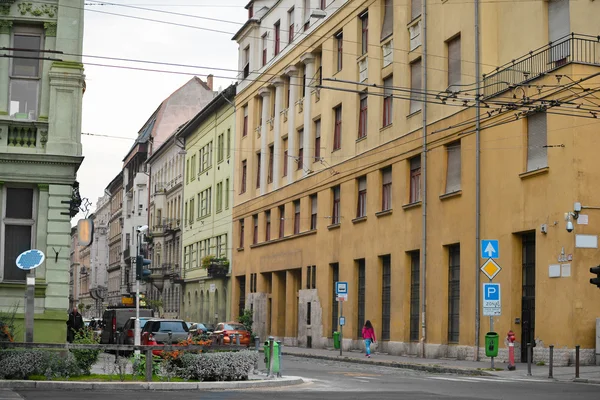 Hermosa vista de la calle de arquitectura en Budapest, Hungría, Europa — Foto de Stock