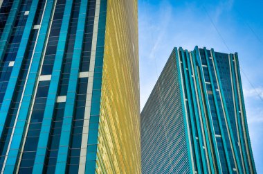 Astana içinde modern binalar