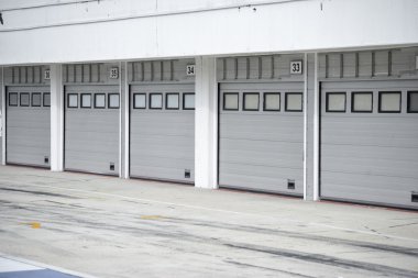 Auto-motor speedway garaj
