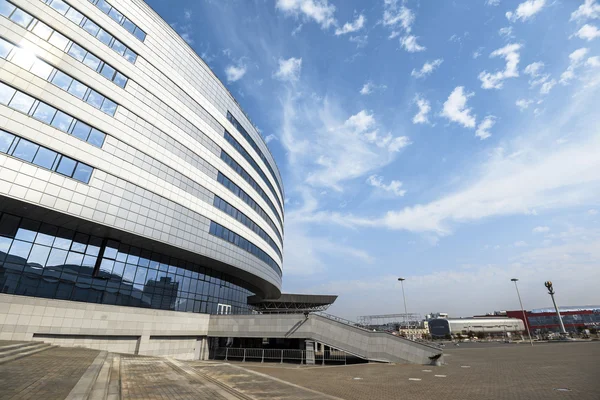 Stadion hokejowy. budowę nowoczesnej Mińsk Arena - sportu i kultury complex — Zdjęcie stockowe