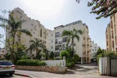 İsrail. Tel Aviv 'de. 15 Nisan 2015. Tel Aviv yakınlarında küçük bir kasaba.