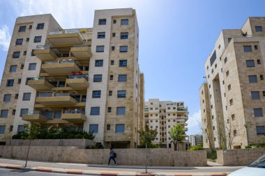 İsrail. Tel Aviv 'de. 15 Nisan 2015. Şehir sokaklarının ve şehir hayatının manzarası. 