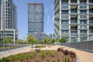 İsrail. Tel Aviv 'de. 15 Nisan 2015 'te. Apartman turu. Milyonerlerin bölgesi.