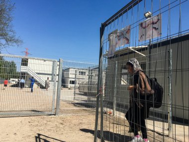 Hamburg. Almanya. * 06 Mayıs 2016: Mültecilerin geçici ikamet yeri