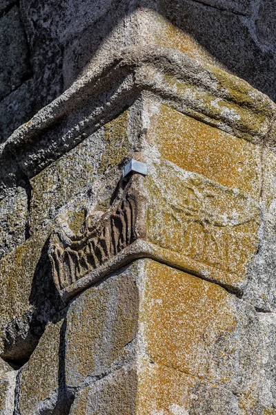 Architectural details. Roman arch of Caparra. — Stock Photo, Image