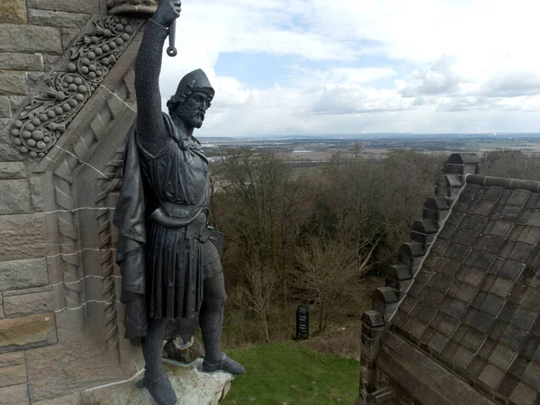 William Wallace Statue Stands Proudly Stirling National Wallace Monument Tower — Stock Photo, Image