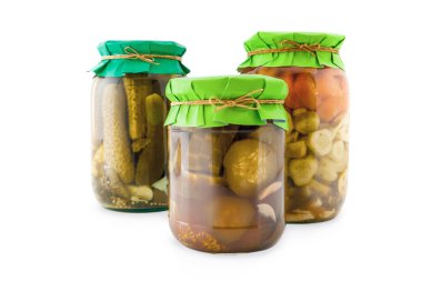 Ev yapımı turşusu domates ve salatalık