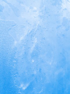 Buz kalıbına yakın çekim. Yumuşak odaklı makro manzara. Gradyan arkaplan