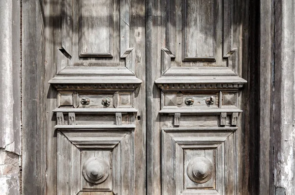 Vecchio Vintage Porta Legno Vicino Sfondo — Foto Stock