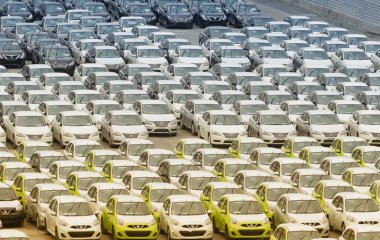  Samut prakan, Tayland -24 Ağustos, yeni araçlar parke 2014:row