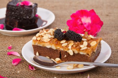 Dut ile ev yapımı kurabiye pasta