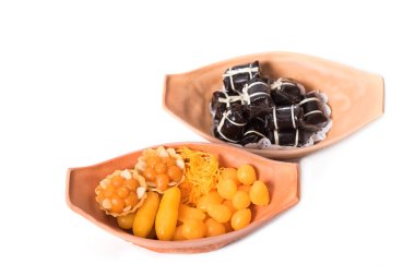 Çeşitli Tay tatlılar, Khanom Tay