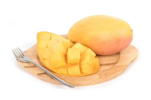 Friss mangó és szelet fehér háttér — Stock Fotó