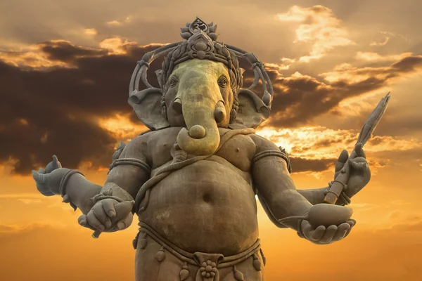 Ganesha, Hindu God statue — Stock Photo, Image