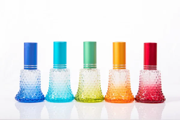 Färgglada parfym flaska paketet — Stockfoto