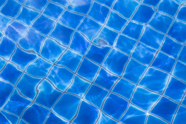 Blue water in the pool. Water background — Stock Photo, Image