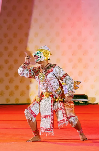 BANGKOK, THAILAND - JANUARY 15: Thai Traditional Dress. actors p — Stock Photo, Image